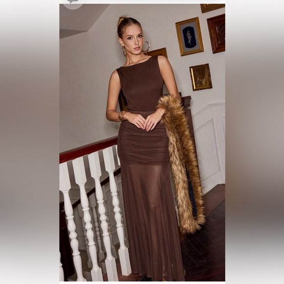 Commense Brown Maxi Dress - Picture 2 of 7